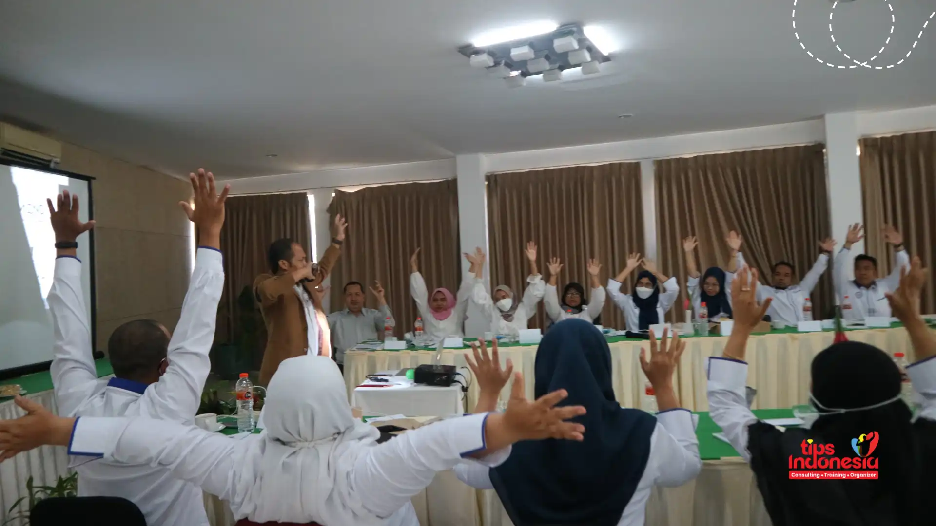 training motivasi luck factor
